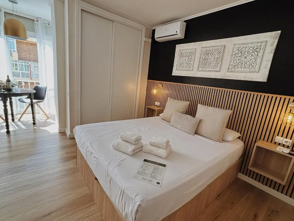Estudio Hercules Con Piscina A 800M De La Playa 贝纳尔马德纳