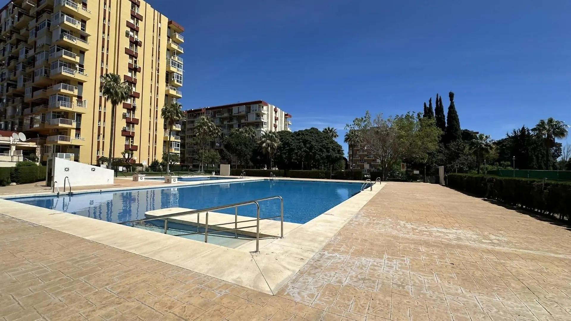 Apartment Estudio Hercules Con Piscina A 800M De La Playa Benalmadena